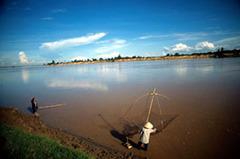 Débat sur le projet de barrage Nam Theun II au Laos - Batiweb