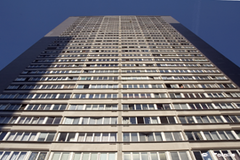 Borloo souhaite rénover davantage le parc HLM - Batiweb