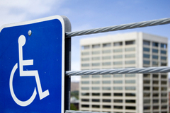 Nouvelles dérogations d’accessibilité aux handicapés censurées - Batiweb