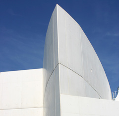 Un voile de béton architectonique pour un collège du Tarn (diaporama) - Batiweb