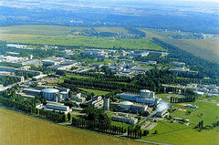 Plateau de Saclay : première pierre d'une nouvelle école - Batiweb