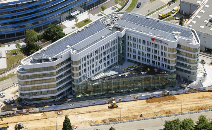 Eiffage Construction inaugure son nouveau siège social à Vélizy  - Batiweb