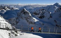 (Diaporama) Le plus haut pont suspendu d'Europe inauguré en Suisse - Batiweb