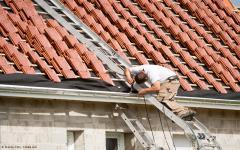 Deux ouvriers grièvement blessés sur le chantier de l'ancien hôpital Laennec - Batiweb