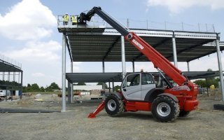 Manitou prévoit une activité stable en 2014 - Batiweb