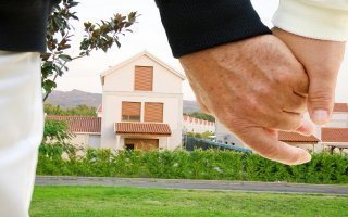 Autonomie des personnes âgées : les principales mesures du projet de loi - Batiweb