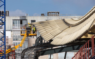 Les esprits s'échauffent autour de l'interminable chantier des Halles - Batiweb