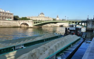 Le sable de Paris-Plages vient d'arriver avec des nouveautés !  - Batiweb