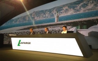 Lafarge annonce la suppression de 380 emplois - Batiweb