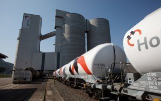 Après Lafarge, Holcim supprime à son tour des emplois - Batiweb