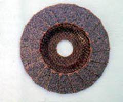 W-DLF, un disque abrasif au sommet du Hit parade des rappeurs - Batiweb