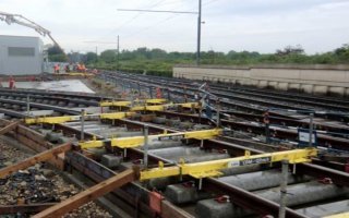 Pose d’un béton fibré sur un chantier de tramway, une première  - Batiweb