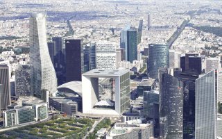 La tour Phare de la Défense va être moins haute que prévue - Batiweb