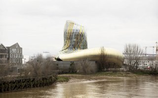 La cité du Vin de Bordeaux est arrivée à maturité - Batiweb