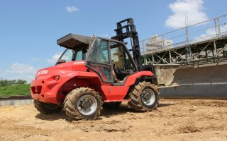 Malgré un CA en retrait au 1er trimestre, Manitou reste confiant pour 2016 - Batiweb