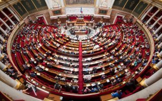 Le permis de louer dans le viseur du Parlement - Batiweb