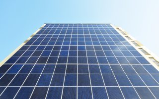 310 projets sélectionnés pour développer les installations photovoltaïques sur bâtiment - Batiweb