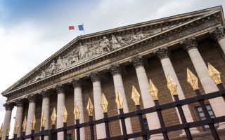 L’Assemblée nationale favorable à une mesure fiscale incitant les entreprises à libérer du foncier - Batiweb