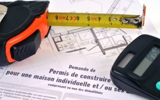 Pour reconstruire, il faut toujours un permis - Batiweb