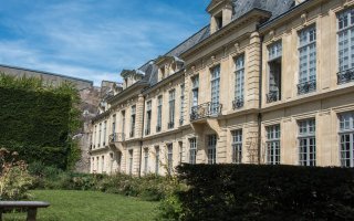 Contradictions en cascade autour de l’annulation de l’encadrement des loyers à Paris  - Batiweb