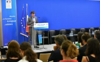 Bilan à un an du Plan Climat : N. Hulot partage des nouvelles « qui ne sont pas bonnes » - Batiweb