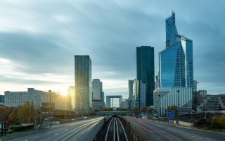 Bientôt des tours jumelles de 320 mètres de haut à La Défense - Batiweb