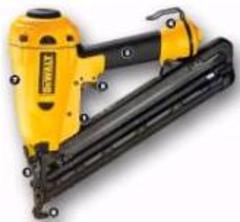 Cloueur de choc  - Batiweb