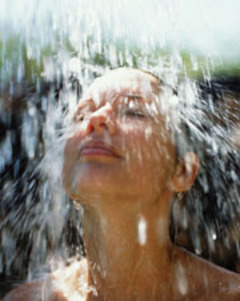 Une chute d’eau au réveil - Batiweb