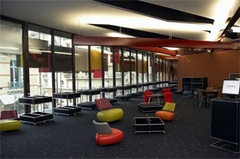 La bibliothèque Marguerite-Yourcenar - Batiweb