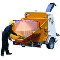Broyeur de branches 40cv diesel - Batiweb