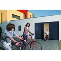 Porte de garage avec portillon intégré - Batiweb