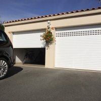 Portes de garage enroulables Easylis & Excelis - Batiweb