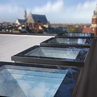 Fenêtre pour toits plats type F Colourline - Batiweb