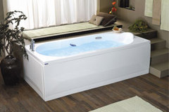 La balnéo sur mesure par Grandform - Batiweb