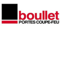 Utilisation de ferme-portes invisibles sur les portes vitrées pare-flamme ½ heure : la solution BOULLET - Batiweb