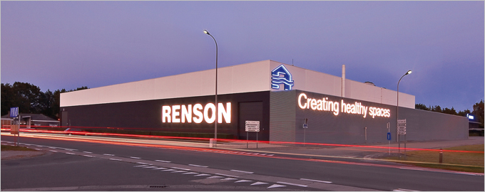 La façade de RENSON® Sunprotection-Screens entièrement rénovée - Batiweb