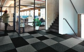 Tapis de propreté Coral de Forbo Flooring Systems : nouveau format en dalles et couleurs inédites ! - Batiweb