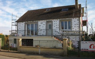 Rénovation d’un pavillon des années 1960 : une isolation thermique extérieure certifiée et esthétique - Batiweb