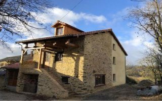 Rénovation intérieure et extérieure d’une maison ancienne avec la gamme chaux de Socli - Batiweb